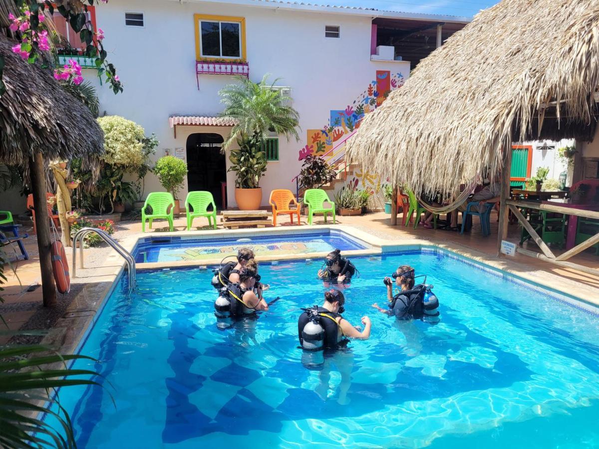 Divanga Hostel And Diving Taganga Buitenkant foto